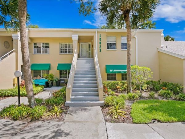 10823 INDIAN HILLS COURT, Unit 33, SEMINOLE, FL 33777