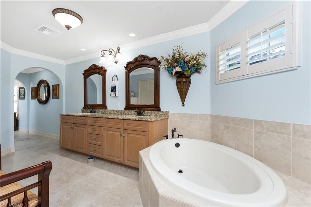 4128 NW 36th Ln, Cape Coral, FL 33993 Photo