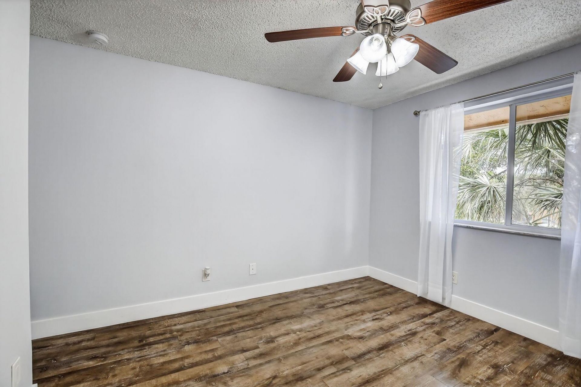 832 NW 92nd Avenue, Plantation, FL 33324 Photo