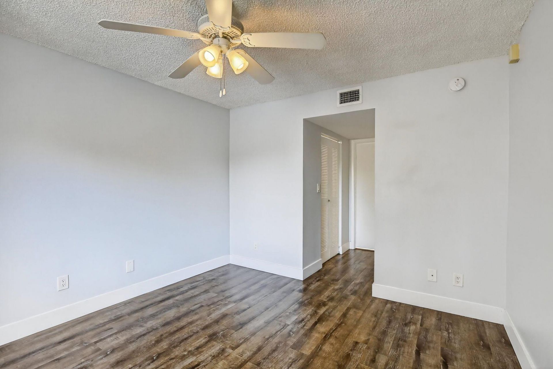 832 NW 92nd Avenue, Plantation, FL 33324 Photo