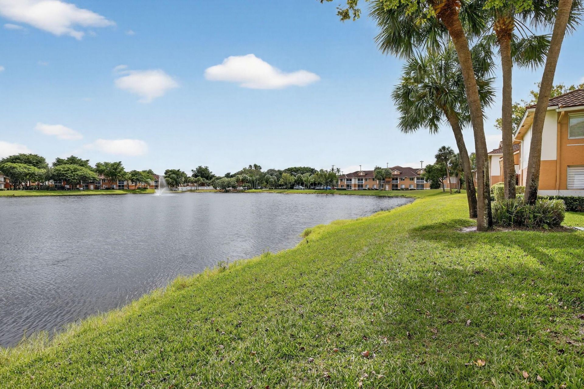 832 NW 92nd Avenue, Plantation, FL 33324 Photo