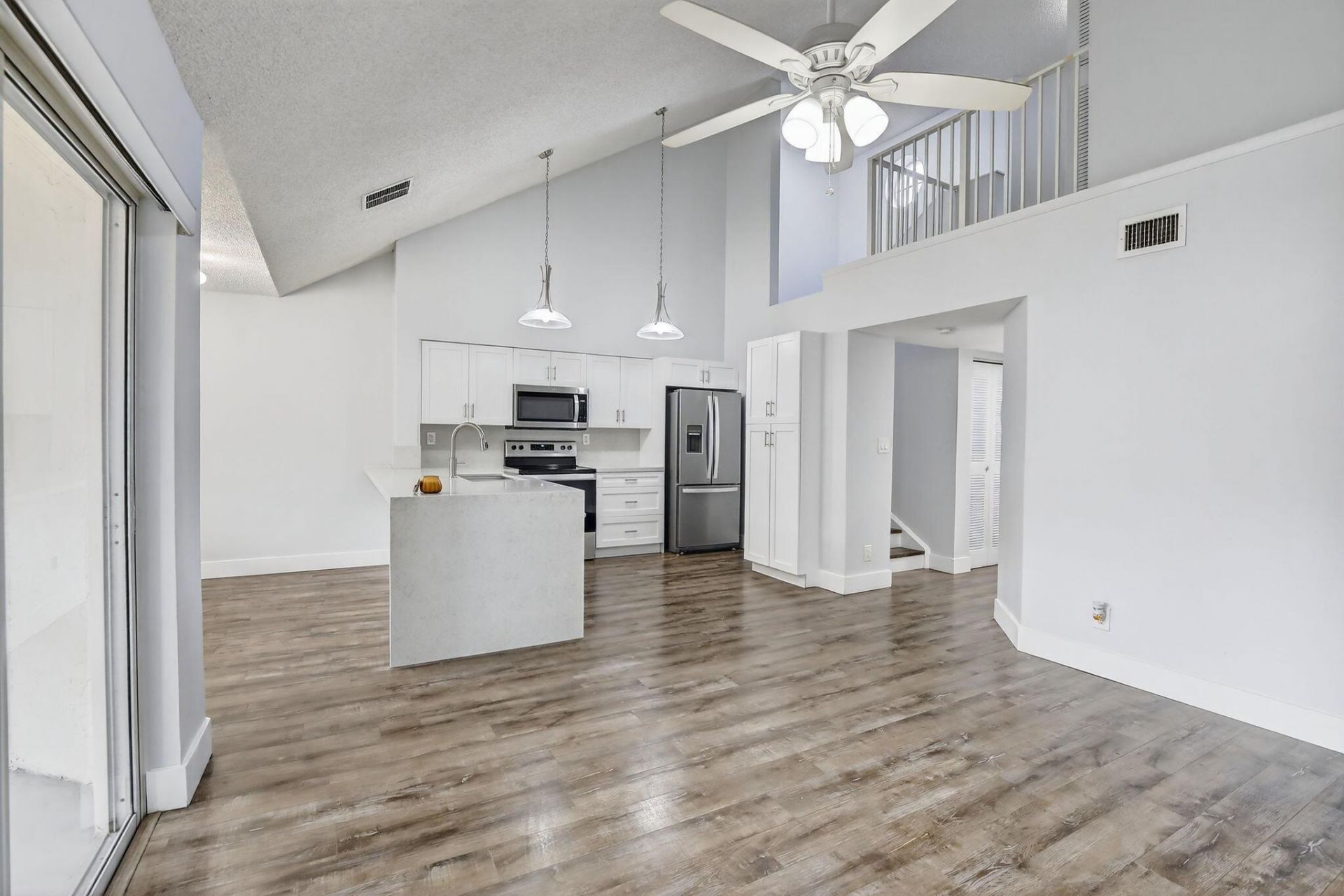 832 NW 92nd Avenue, Plantation, FL 33324 Photo