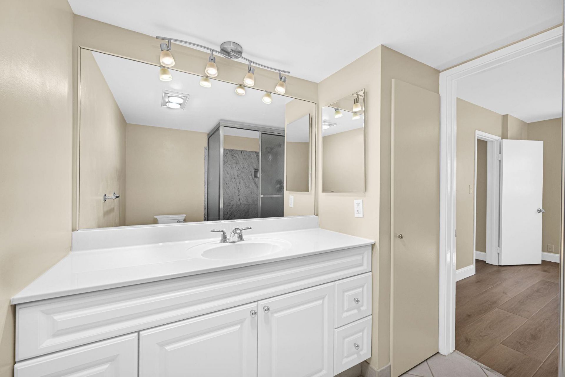 1161 Hillsboro Mile, Unit 207, Hillsboro Beach, FL 33062 Photo