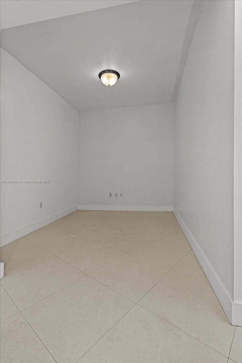3030 NE 188 Street, Unit 604, Aventura, FL 33180 Photo
