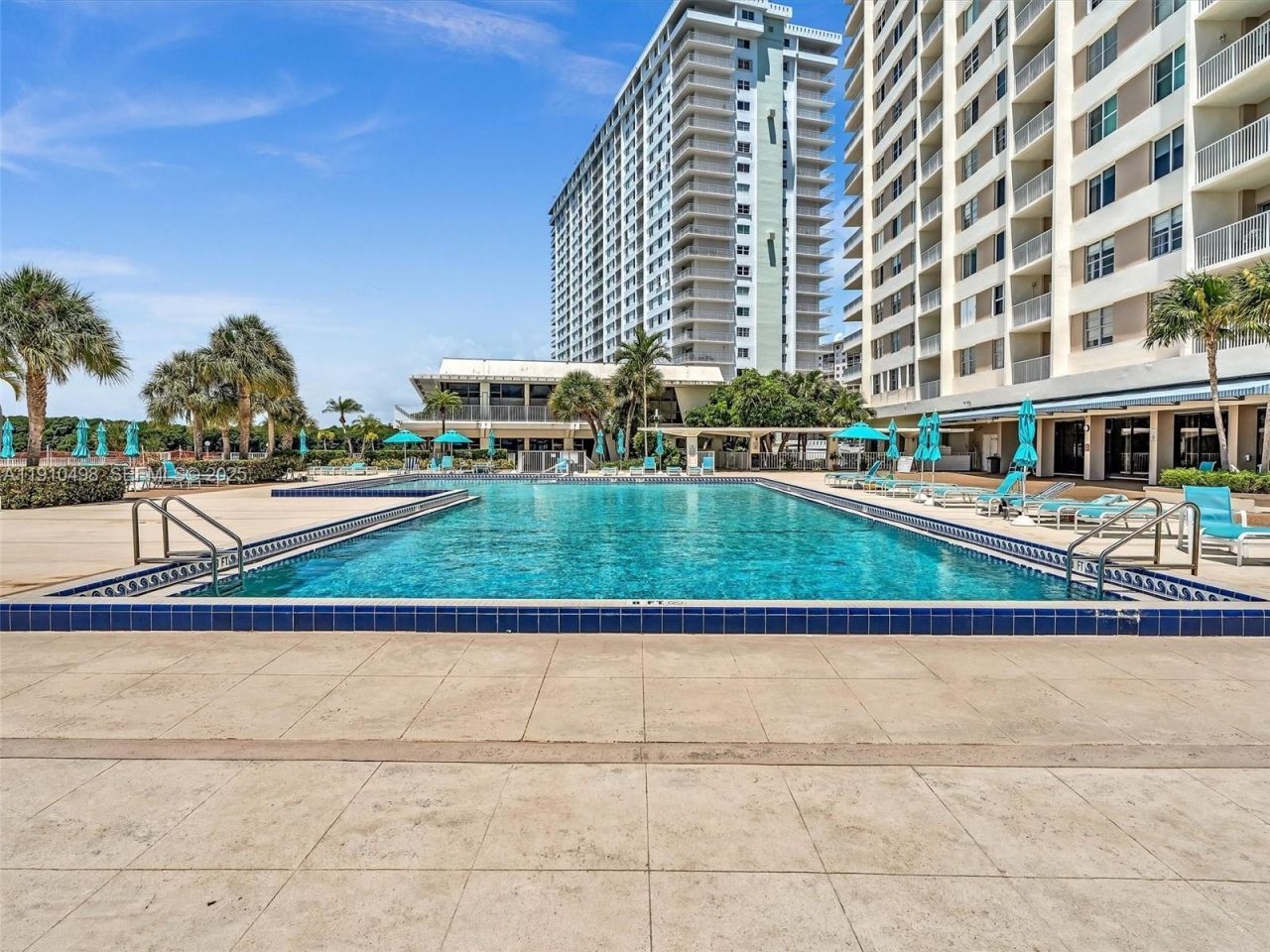 300 Bayview Dr, Unit 902, Sunny Isles Beach, FL 33160 Photo