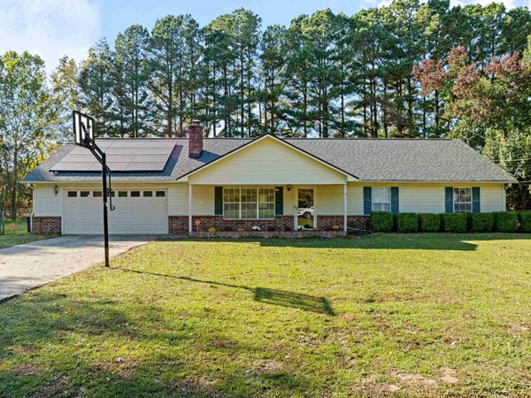 214 Lone Oak Dr, Jacksonville, AR 72076