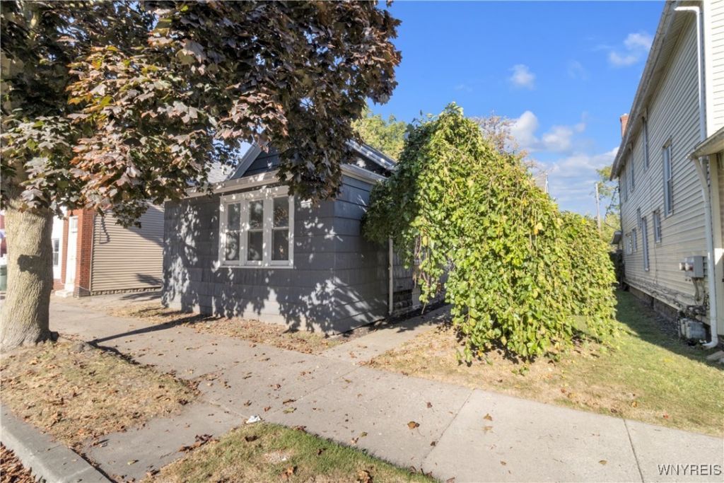 247 Oliver, North Tonawanda, NY 14120 Main Photo
