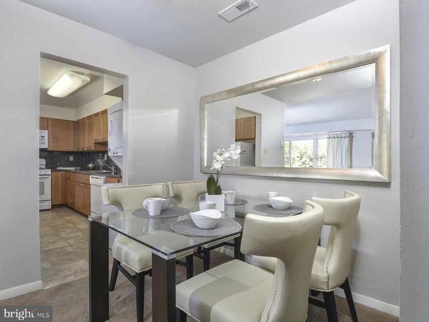 284 Iven Avenue, Unit 2B-264-2B, Radnor, PA 19087 Main Photo