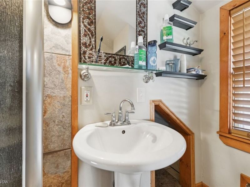 1312 W 93rd Street, Cleveland, OH 44102 Photo 20