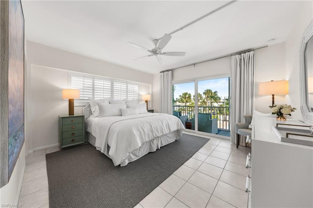 1977 Gulf Shore Blvd N, Unit 306, Naples, FL 34102 Photo