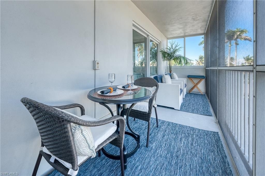 1977 Gulf Shore Blvd N, Unit 306, Naples, FL 34102 Photo