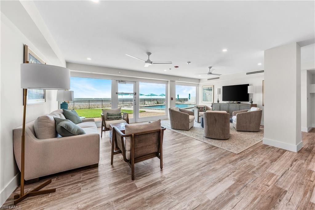 1977 Gulf Shore Blvd N, Unit 306, Naples, FL 34102 Photo