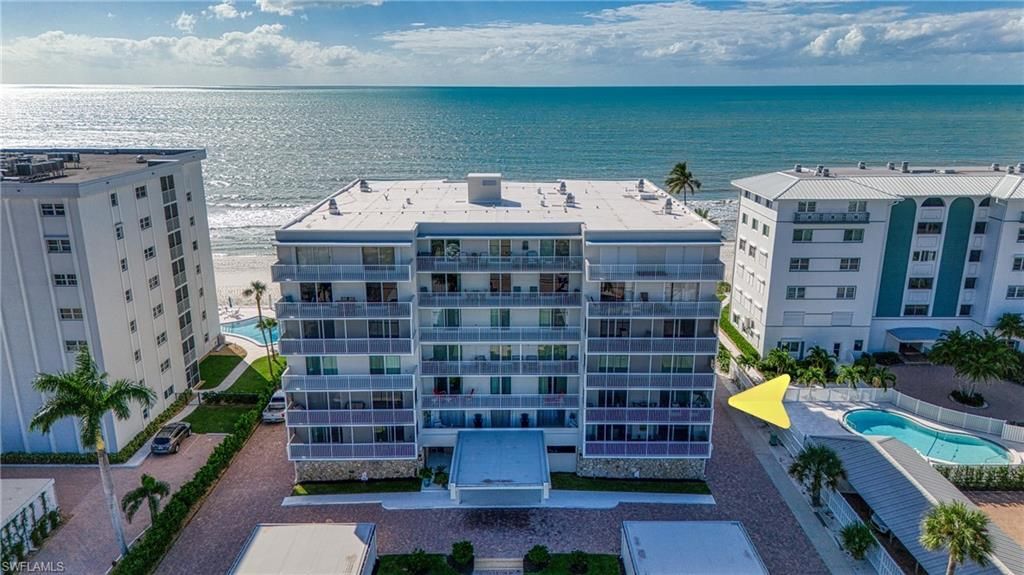 1977 Gulf Shore Blvd N, Unit 306, Naples, FL 34102 Photo