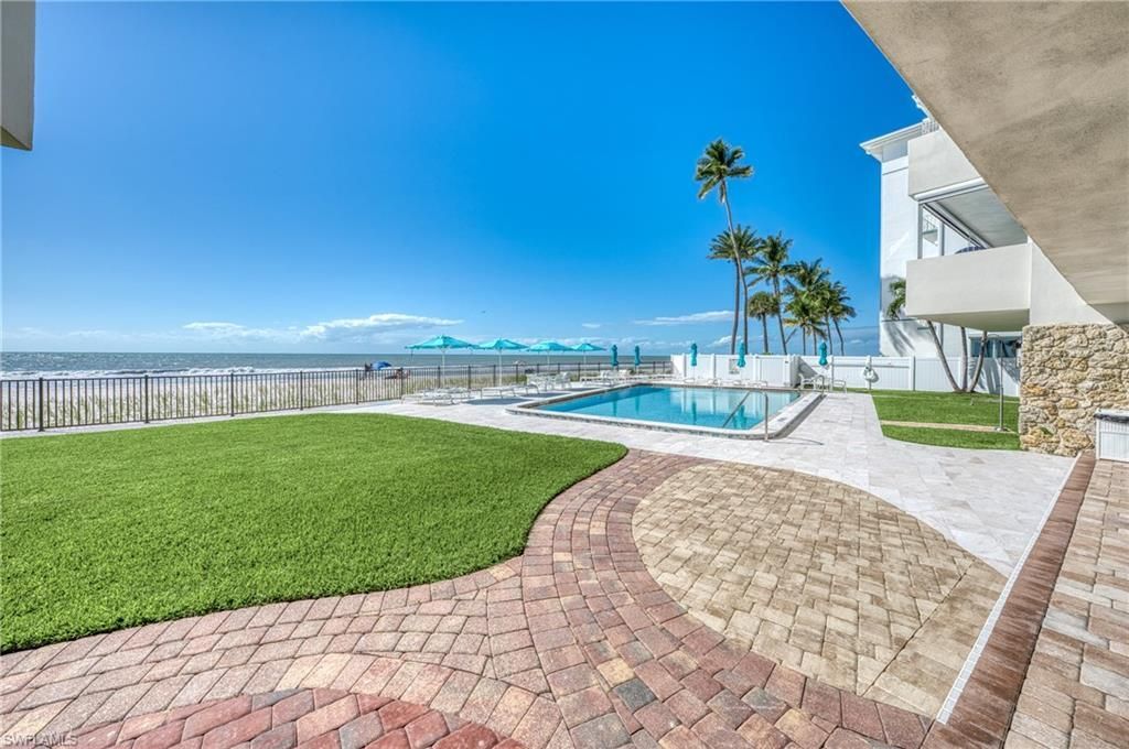 1977 Gulf Shore Blvd N, Unit 306, Naples, FL 34102 Photo