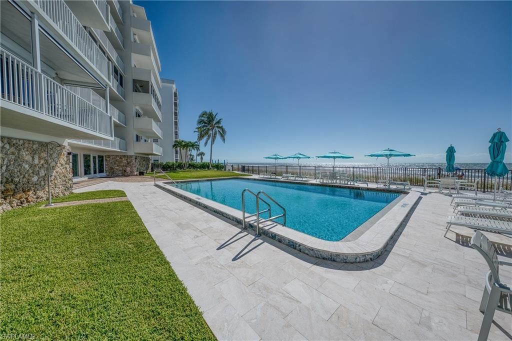 1977 Gulf Shore Blvd N, Unit 306, Naples, FL 34102 Photo