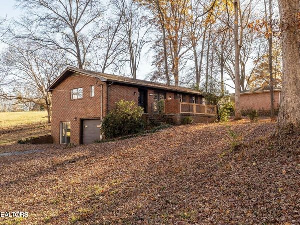1534 Mcilvaine Drive, Maryville, TN 37803