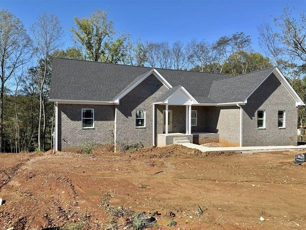 689 Chris Street, Bowling Green, KY 42103
