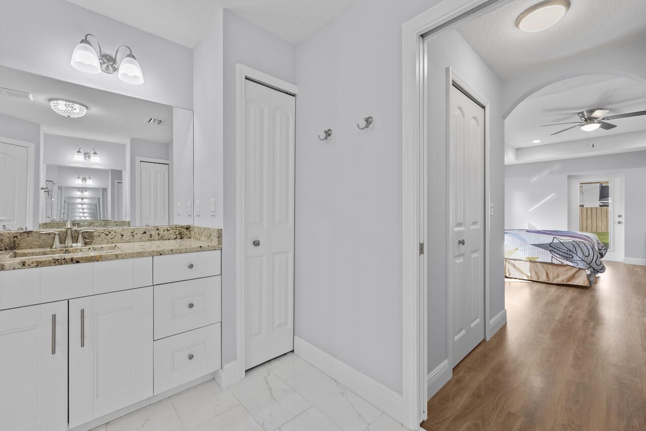 5957 NW Brenda Circle, Port Saint Lucie, FL 34986 Photo