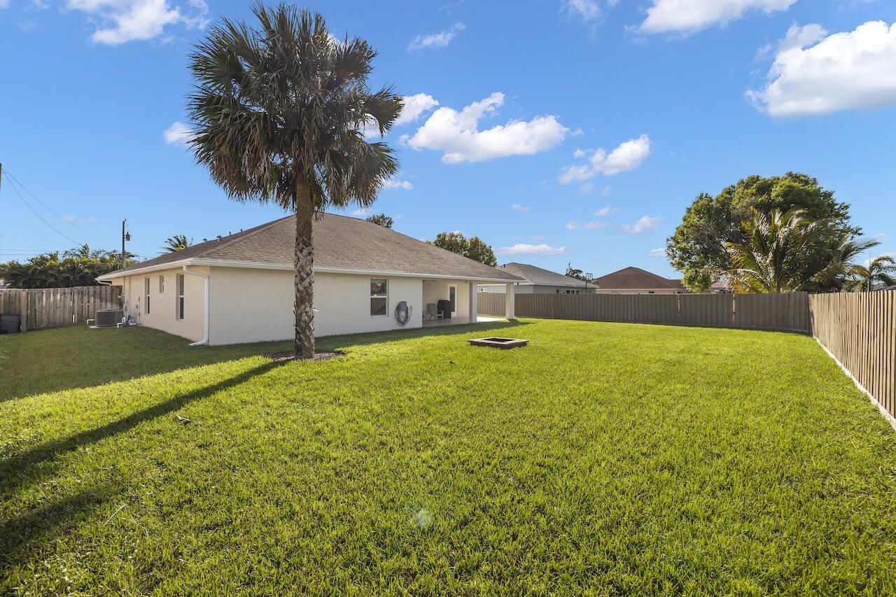 5957 NW Brenda Circle, Port Saint Lucie, FL 34986 Photo