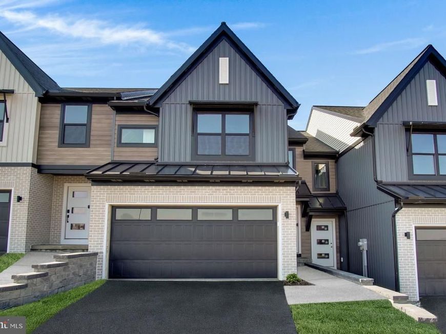 1020 Blackstone Run, Carlisle, PA 17015 Main Photo