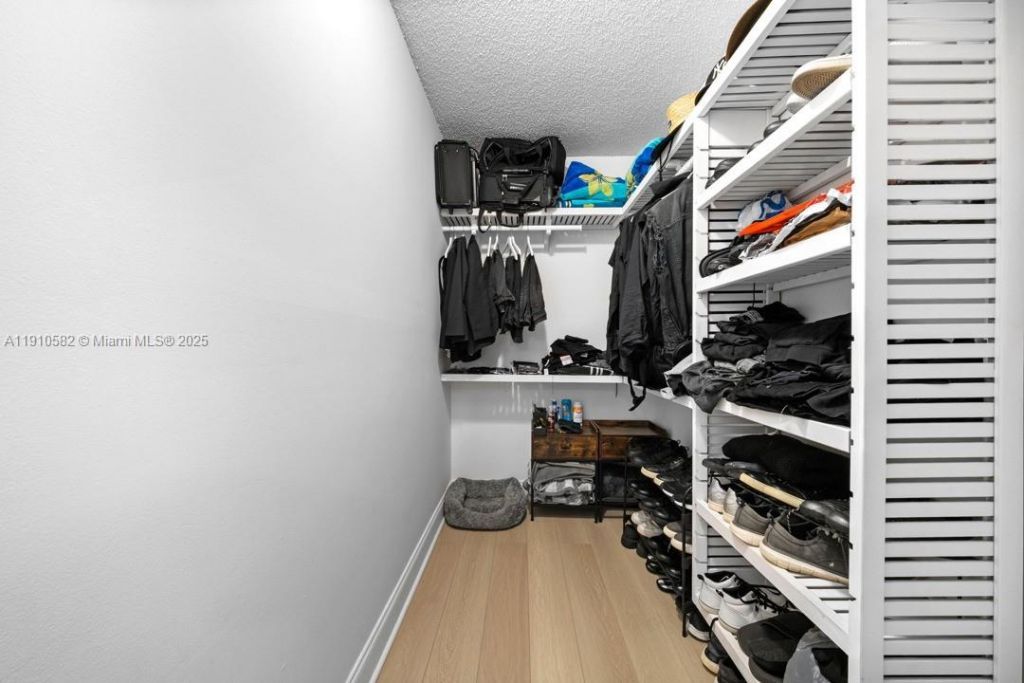 6417 W Pinehurst Cir W, Unit E23, Tamarac, FL 33321 Photo