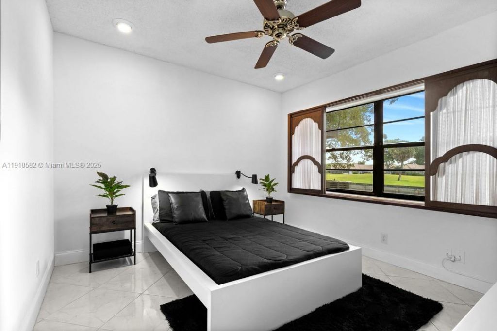 6417 W Pinehurst Cir W, Unit E23, Tamarac, FL 33321 Photo