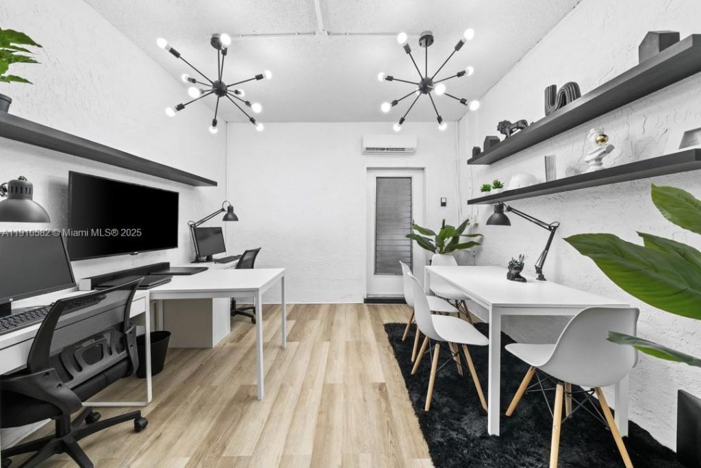 6417 W Pinehurst Cir W, Unit E23, Tamarac, FL 33321 Photo