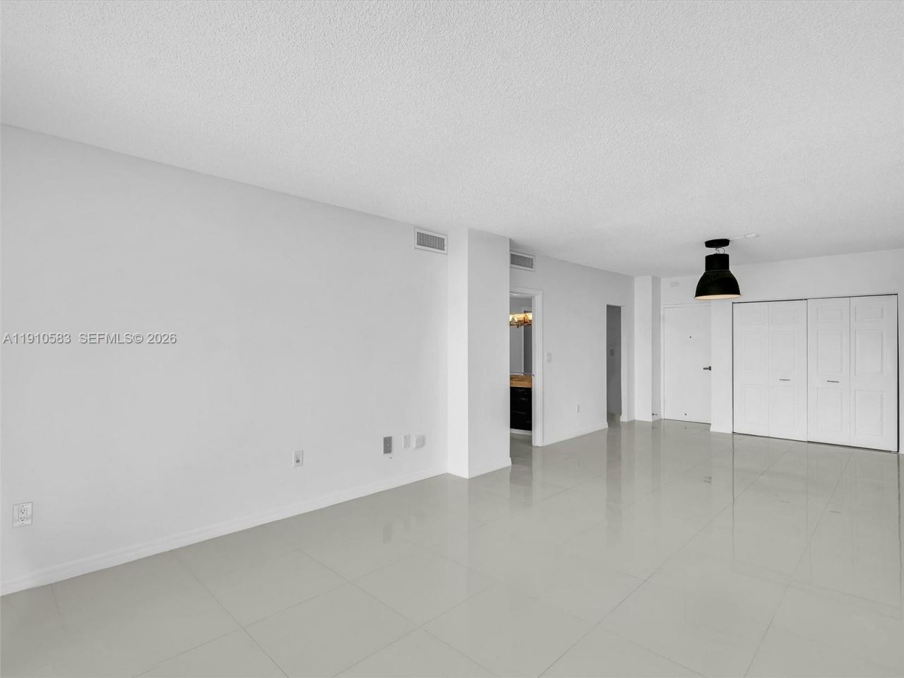 300 Bayview Dr, Unit 902, Sunny Isles Beach, FL 33160 Photo