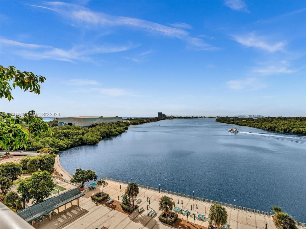 300 Bayview Dr, Unit 902, Sunny Isles Beach, FL 33160 Photo