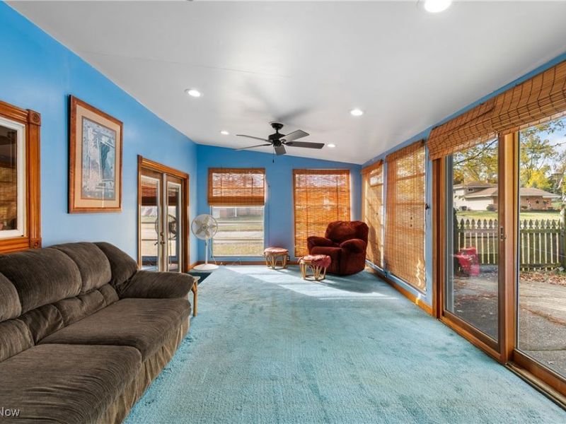 5658 N Circle View Drive, Seven Hills, OH 44131 Photo 10