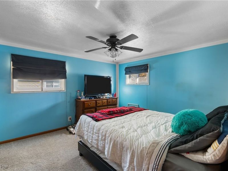 5658 N Circle View Drive, Seven Hills, OH 44131 Photo 18