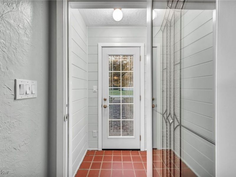 5951 Rockport Lane, Cleveland, OH 44126 Photo 18