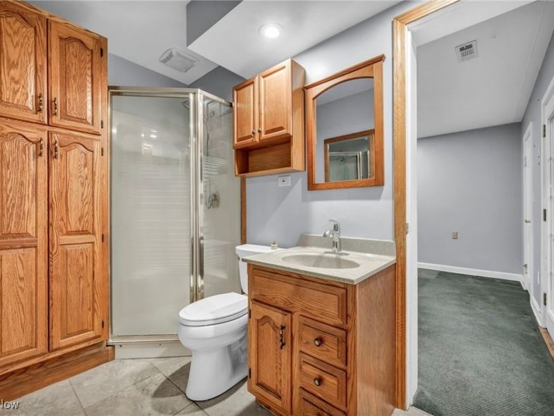 5951 Rockport Lane, Cleveland, OH 44126 Photo 26