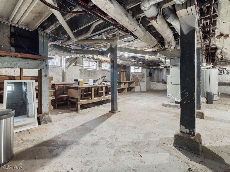 6110 W Clinton Avenue, Cleveland, OH 44102 Photo 46