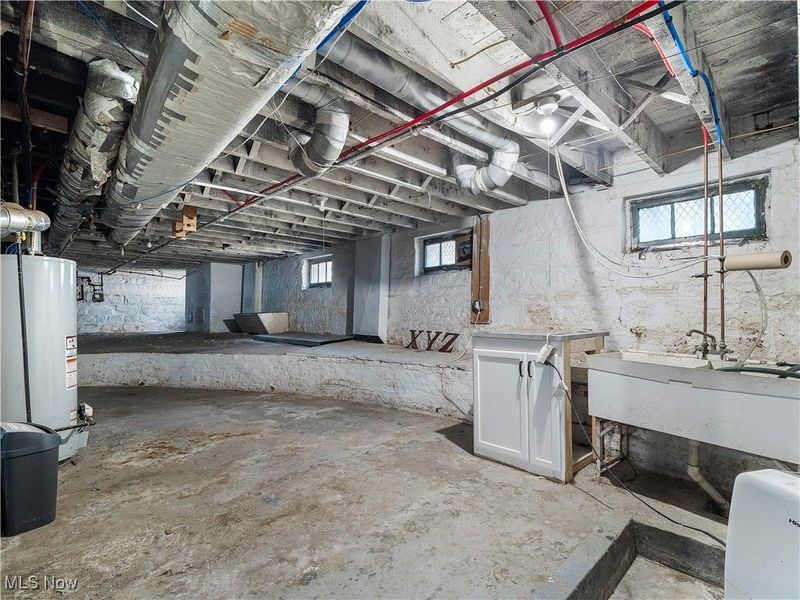 6110 W Clinton Avenue, Cleveland, OH 44102 Photo 47