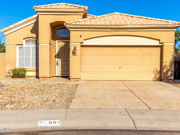 991 N FLORENCE Drive, Chandler, AZ 85226