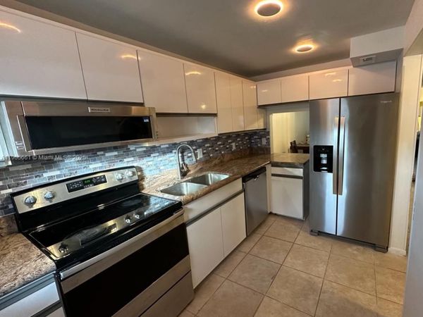 4500 N Federal Hwy, Unit 102A, Lighthouse Point, FL 33064