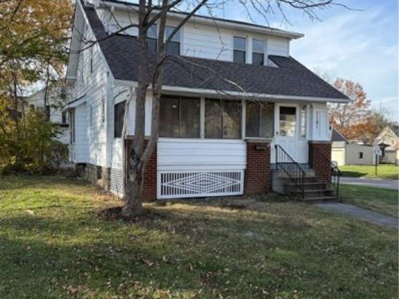 1101 West Avenue, Elyria, OH 44035 Photo 2