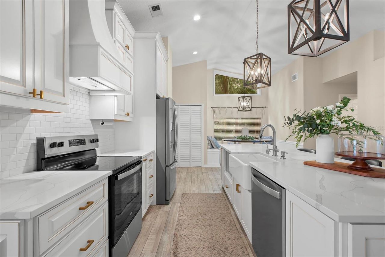 3418 E Lake Drive, Land O Lakes, FL 34639 Photo