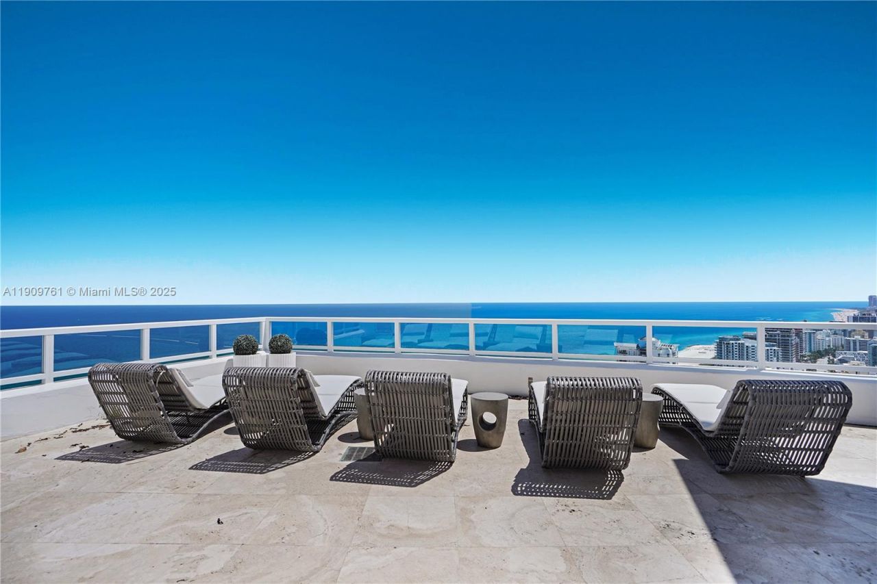 4401 Collins Ave, Unit PH South, Miami Beach, FL 33140 Photo