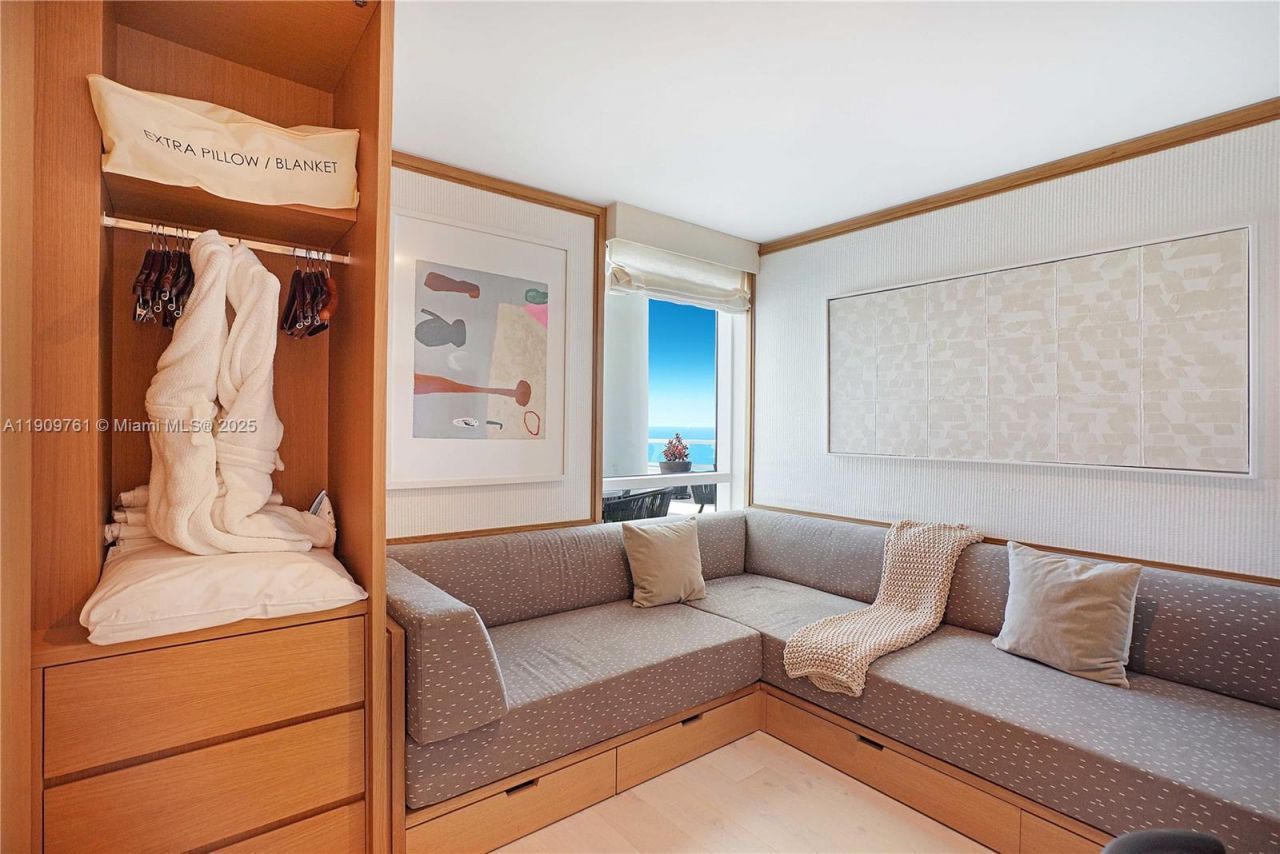 4401 Collins Ave, Unit PH South, Miami Beach, FL 33140 Photo