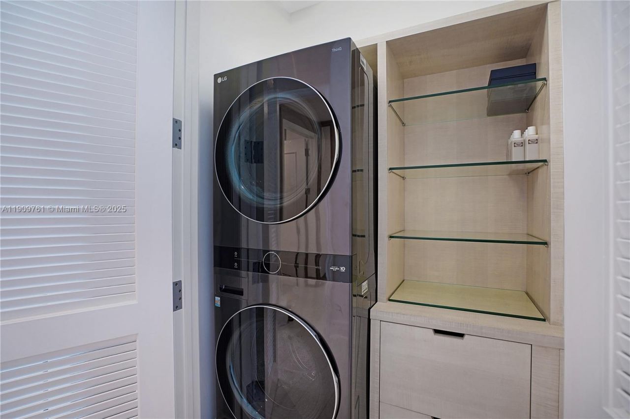 4401 Collins Ave, Unit PH South, Miami Beach, FL 33140 Photo