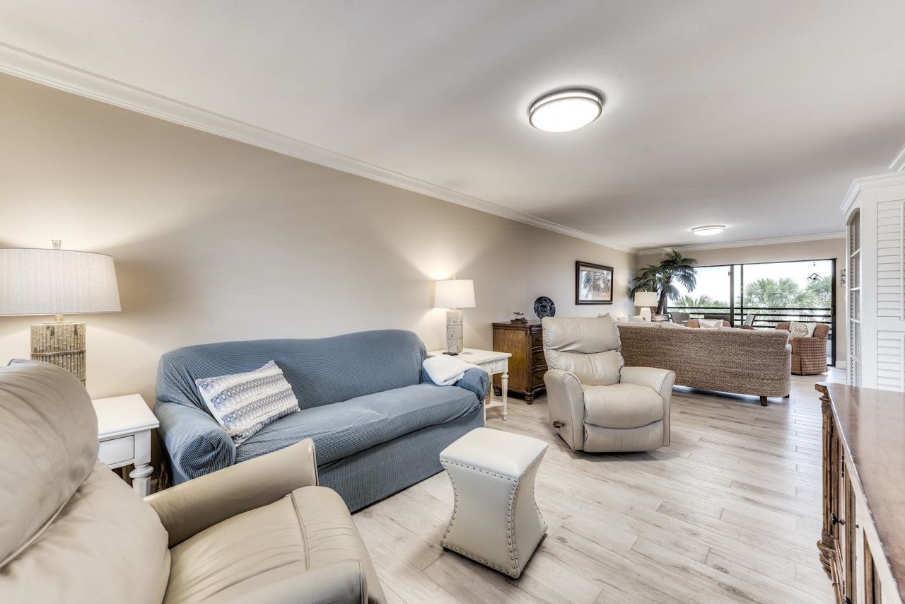 1605 Middle Gulf Dr, Unit 115, Sanibel, FL 33957 Photo