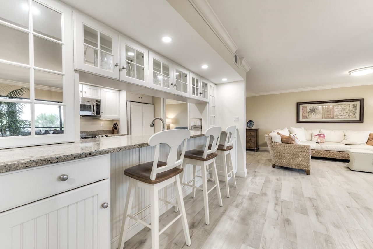 1605 Middle Gulf Dr, Unit 115, Sanibel, FL 33957 Photo