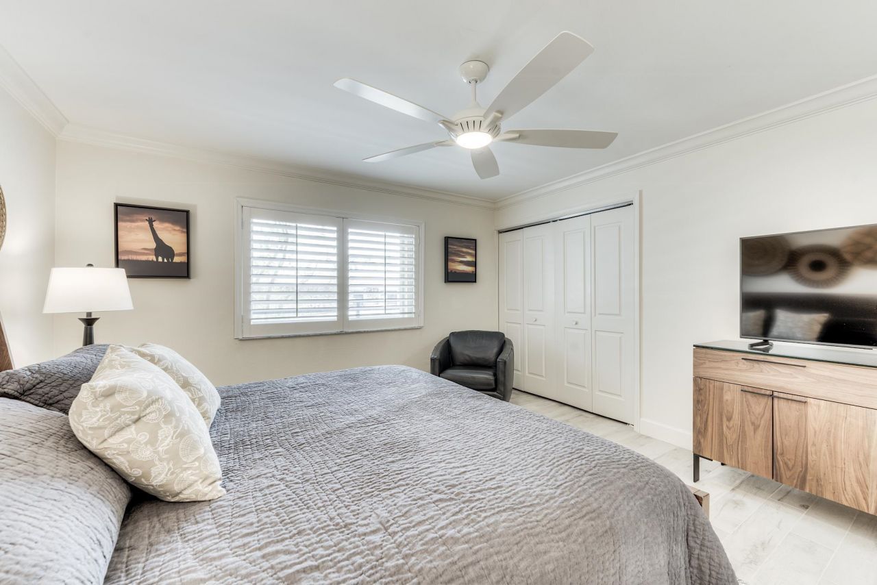 1605 Middle Gulf Dr, Unit 115, Sanibel, FL 33957 Photo