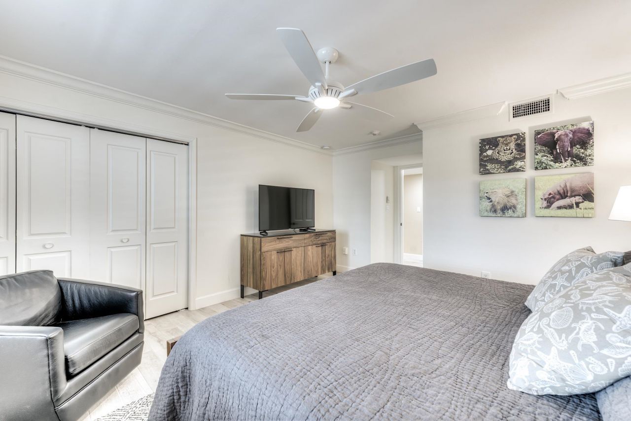 1605 Middle Gulf Dr, Unit 115, Sanibel, FL 33957 Photo