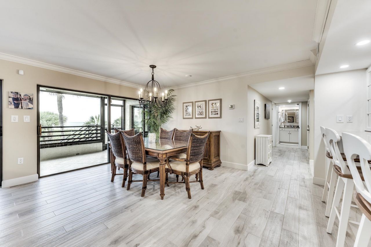 1605 Middle Gulf Dr, Unit 115, Sanibel, FL 33957 Photo