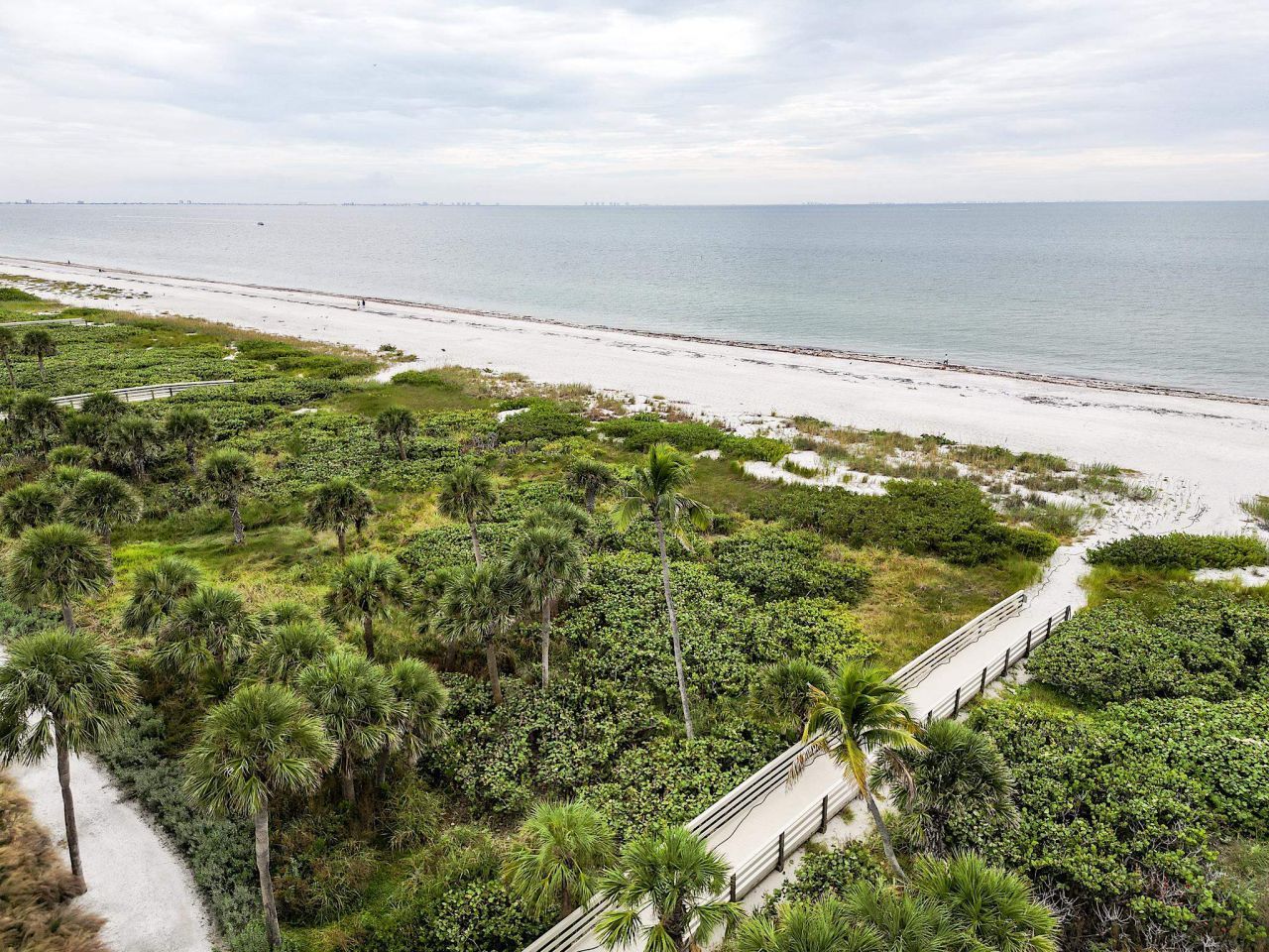 1605 Middle Gulf Dr, Unit 115, Sanibel, FL 33957 Photo