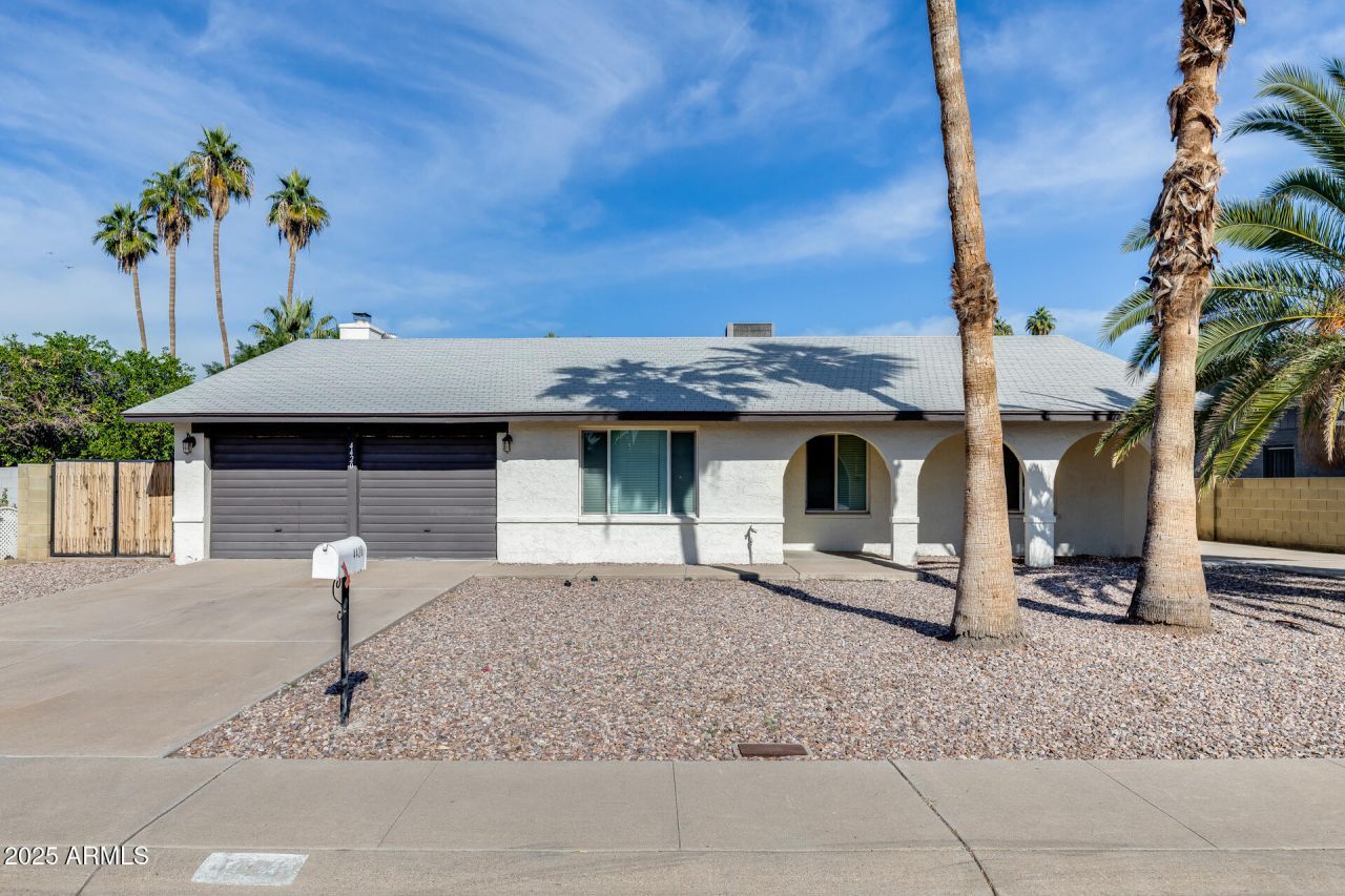 4420 W Mercer Lane, Glendale, AZ 85304 Main Photo
