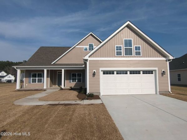 3209 Honeysuckle Drive, Winterville, NC 28590